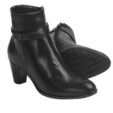 women black leather boots